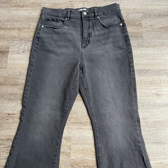 Loft The Slim Flare Jeans Crop Stretch Raw Hem 90s Size 12/31 - Picture 3 of 11